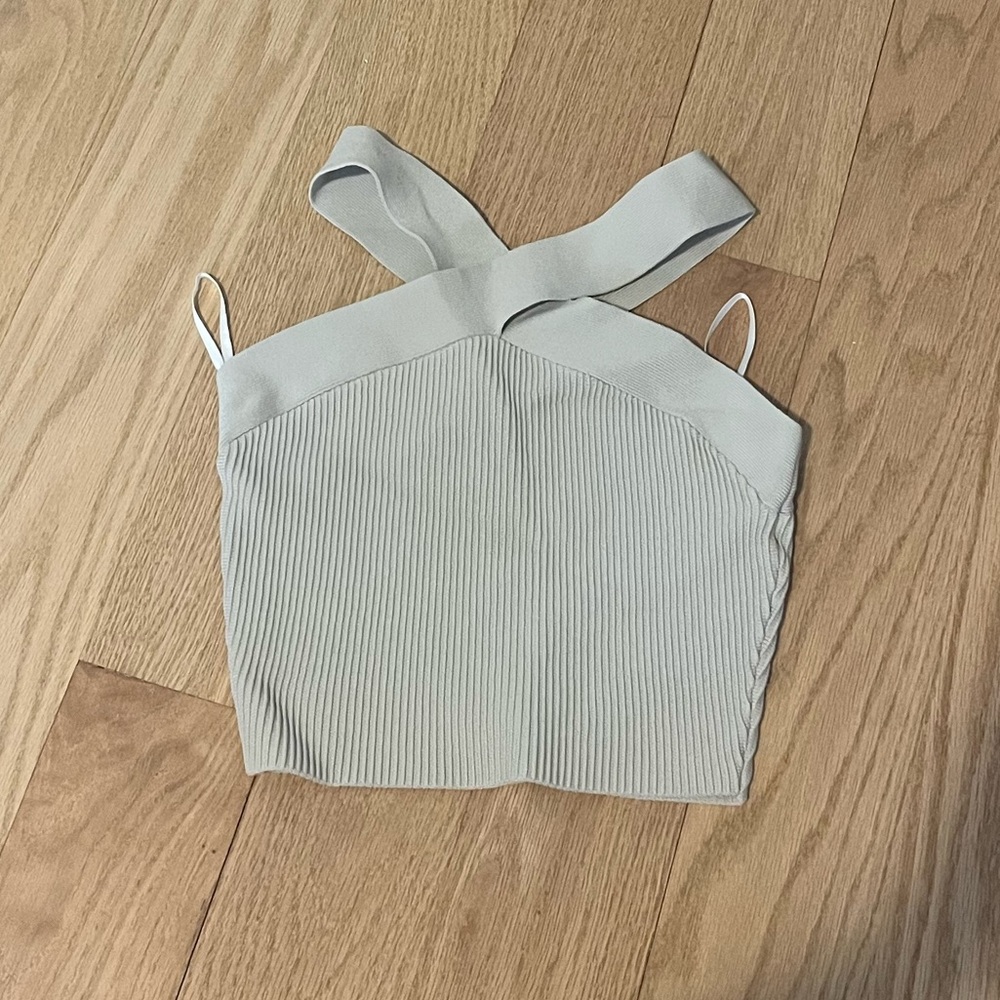 Aritzia Babaton Cream Ribbed Crop Top